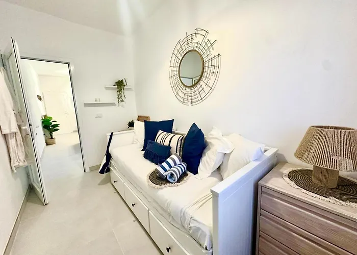 Paraiso Costero Bahia La Caleta By Deihu Experiences Nyaraló