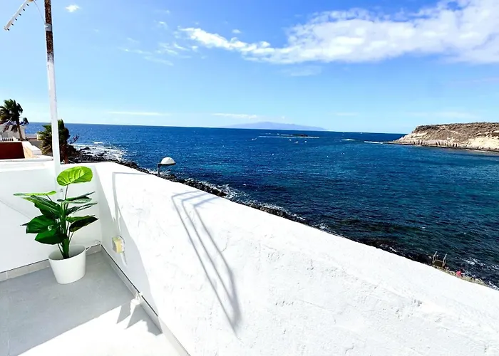 Nyaraló Paraiso Costero Bahia La Caleta By Deihu Experiences